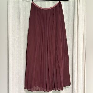 Babaton Burgundy Pleated Skirt